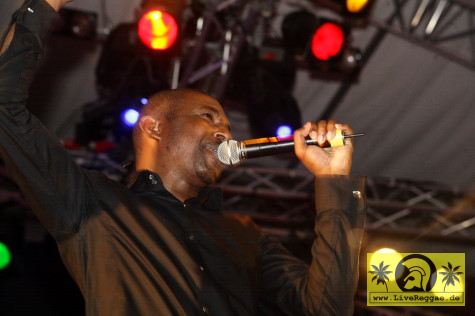 Bitty McLean (UK) 22. Summer Jam Festival - Fuehlinger See, Koeln - Green Stage 06. Juli 2007 (8).JPG